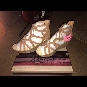 Skechers women’s sandals